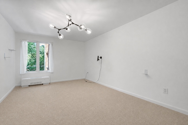 Photo - 2400 41st St NW Unidad 312