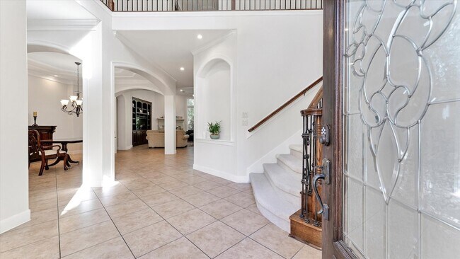 3 N Fair Manor Cir