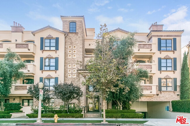 Photo - 12026 Hoffman St Unidad 402
