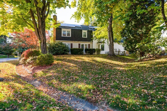 Photo - Amazingly Beautiful Colonial - Montgomery Village - Maryland