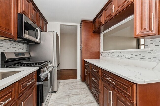 Photo - 6700 S South Shore Dr Unidad 11F