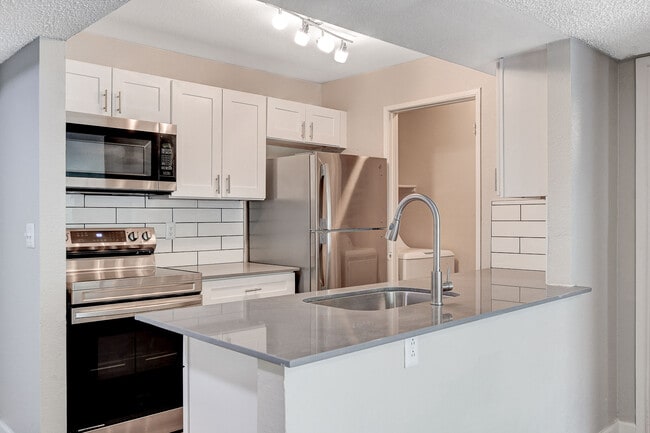 Photo - Tides On Twain