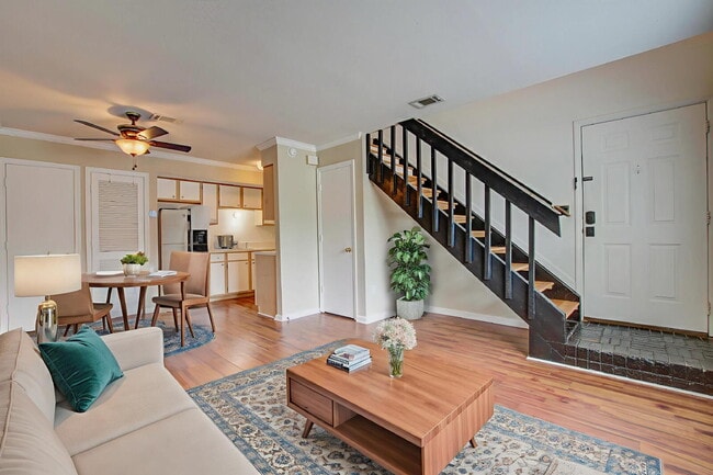 Photo - 2494 Etiwan Ave