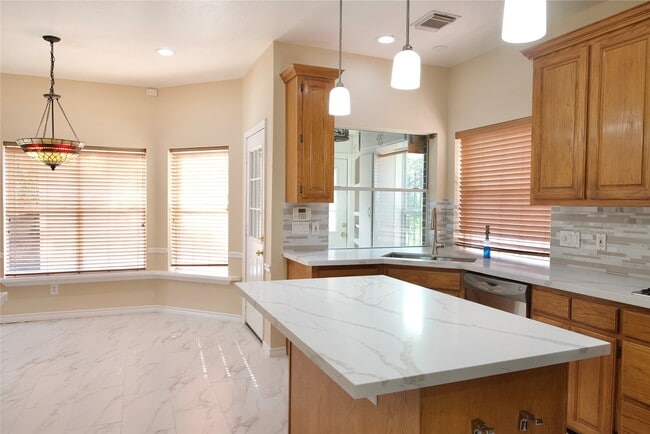 Photo - 6506 Taimer Ct