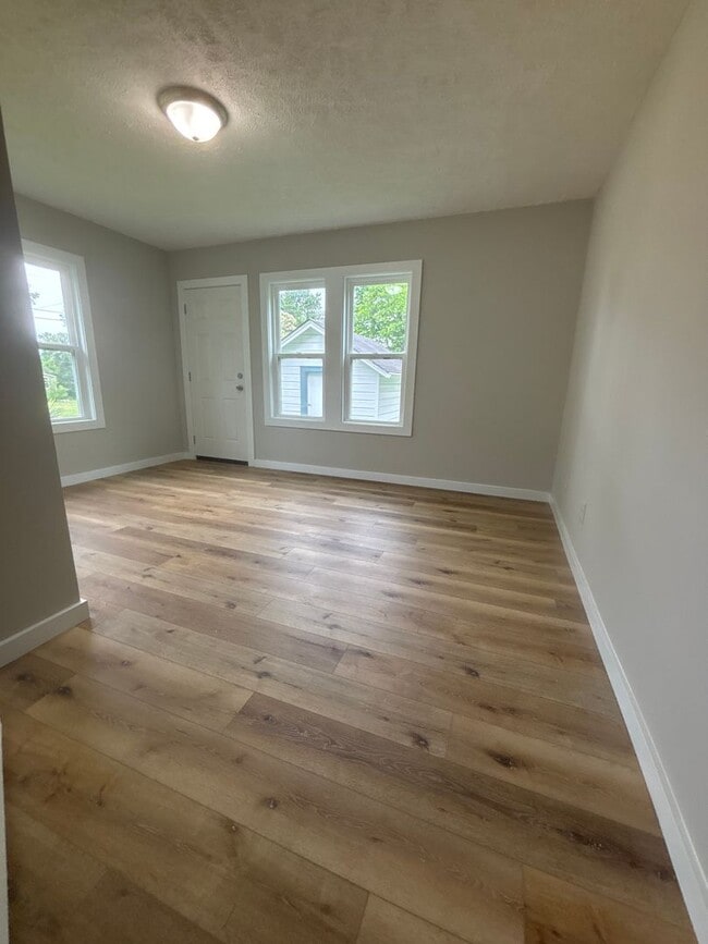 Photo - NEW LISTING