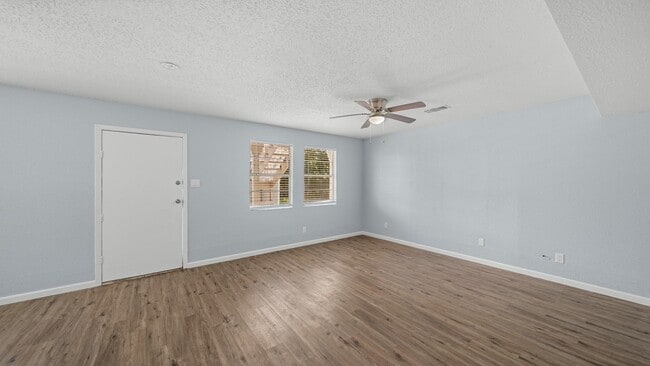 Building Photo - 12033 18th St