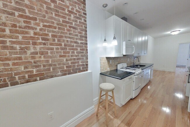 Photo - Tenth Avenue