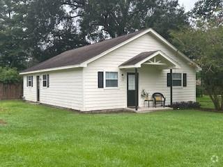 Building Photo - 703 Alliance St Rental