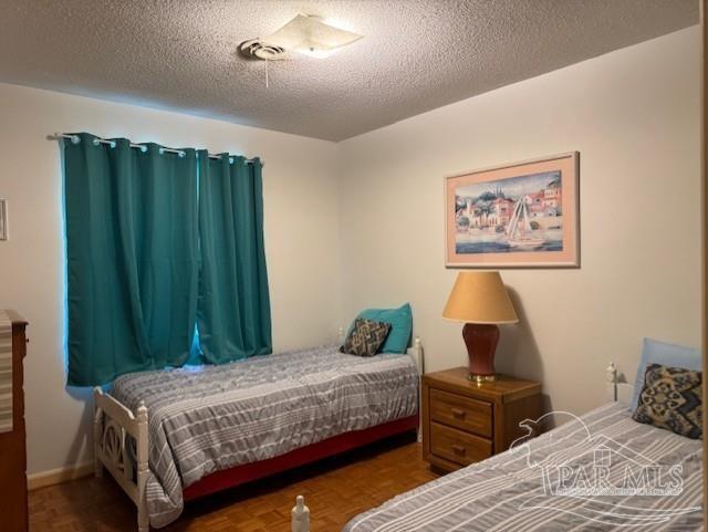 Photo - 4090 Arbutus Dr