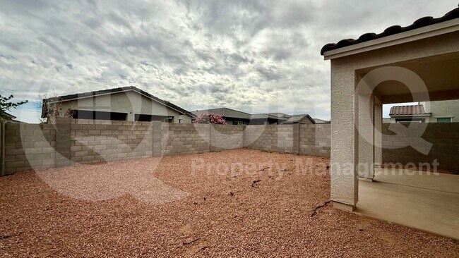 Photo - 17337 W Daley Ln