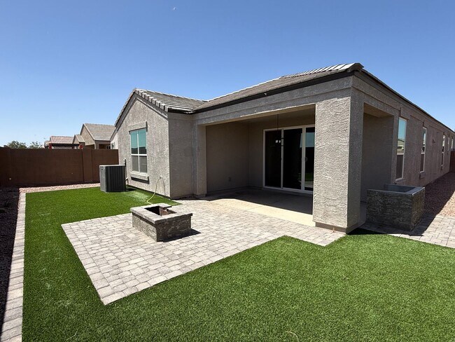 Photo - Beautiful Newer 4 Bedroom 3 Bathroom Anthem at Merrill Ranch Home!