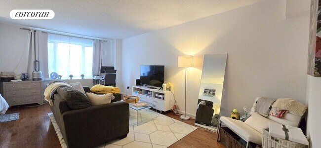 Photo - 225 8th Ave Rental