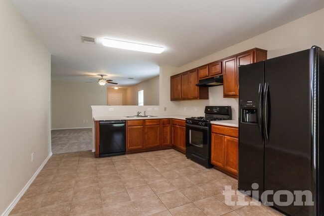 Photo - 20919 Gastonbury Ln