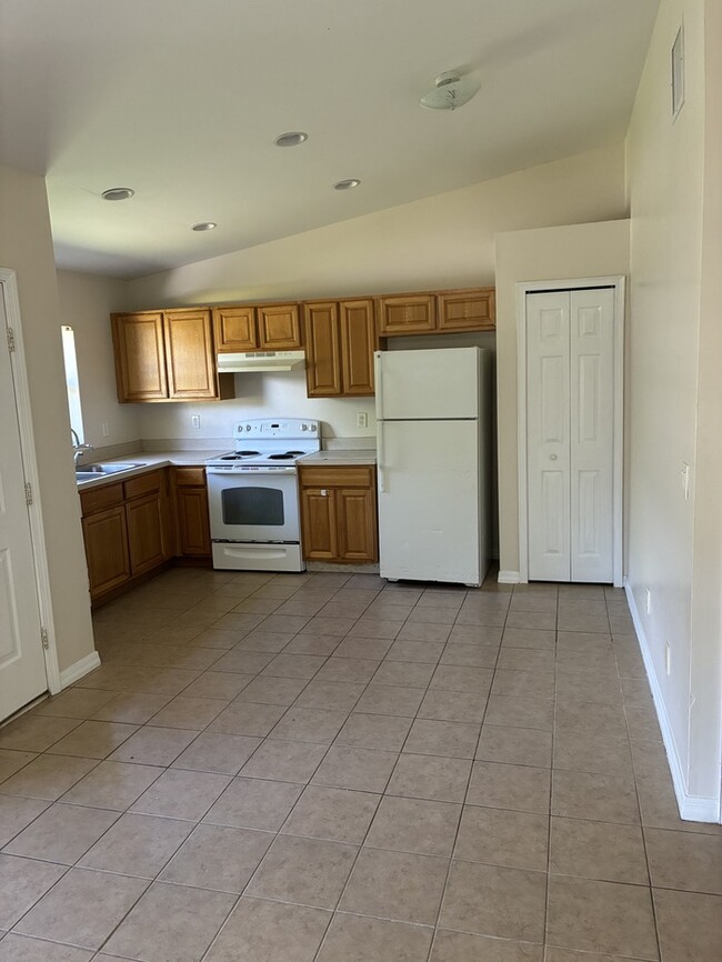 Photo - Beautiful 3/2 duplex