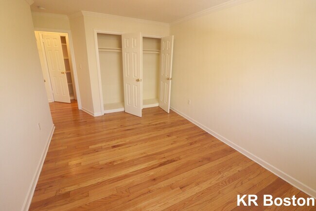 Photo - 86 Brattle St Unidad 201