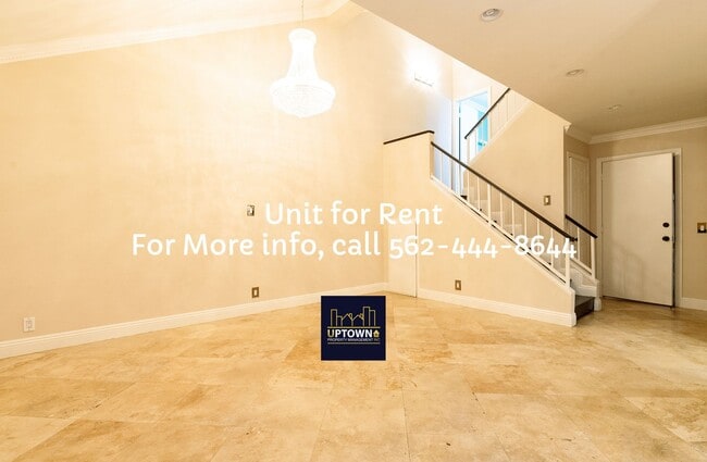 Photo - Townhome - 3 Bedrooms-2.5 Baths - South Gate