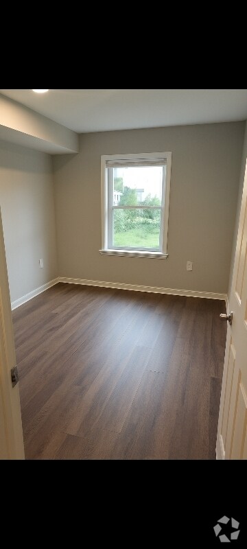 Building Photo - 1630 Cecil B. Moore Ave Rental