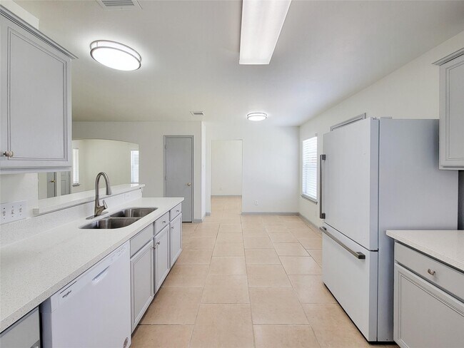 Photo - 19022 Yellow Thrush Dr