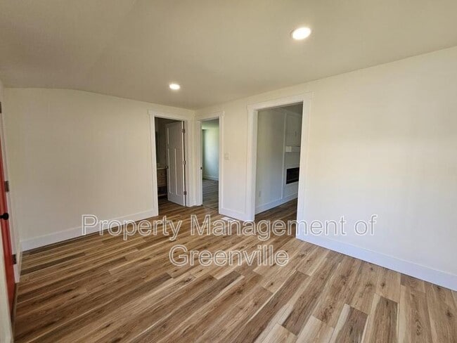 Photo - 20 State Rd S-42-2453