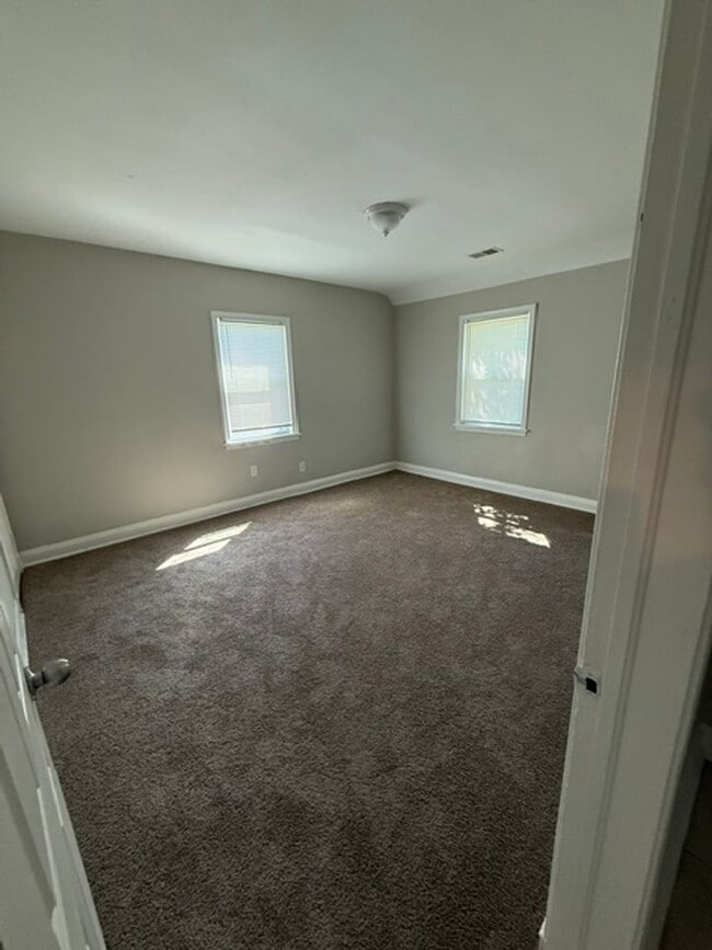 Photo - Spacious Home for Rent! W/D! Partially Finished Basement! Available Now!