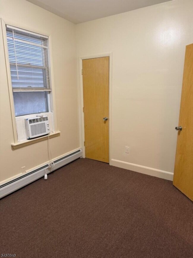 Photo - 46 Stegman St