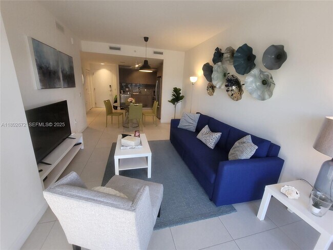 Building Photo - 5350 NW 84th Ave Unit 714