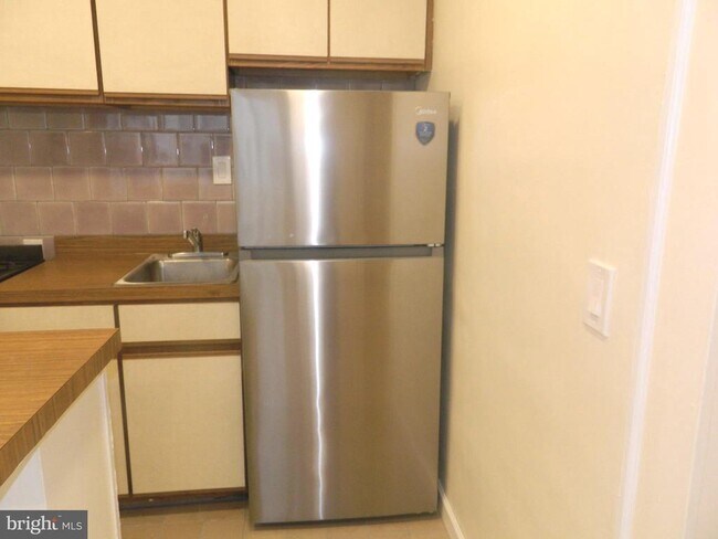 Photo - 513 12th St NE Unit 9