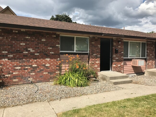 Building Photo - 1003 E Jackson Ave Unit 1005