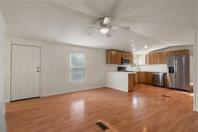 Photo - 1611 San Gabriel Ranch Rd