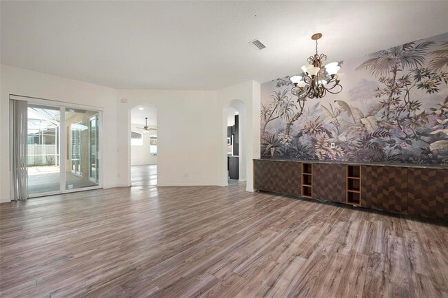 Photo - 6121 46th Ln E