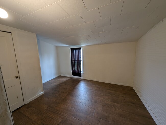 Photo - 307 East St
