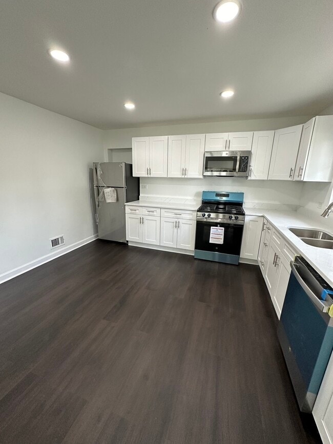 Photo - 5212 Harmswood Terrace