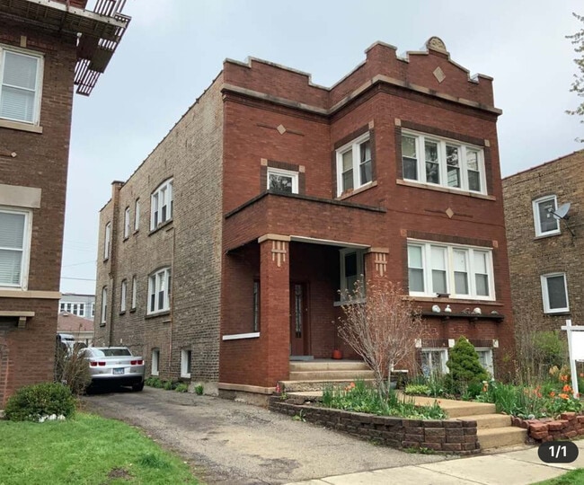 Building Photo - 1906 Elmwood Ave Unit 1 Rental