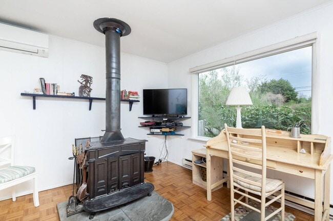 Photo - 28 Rehan Ave