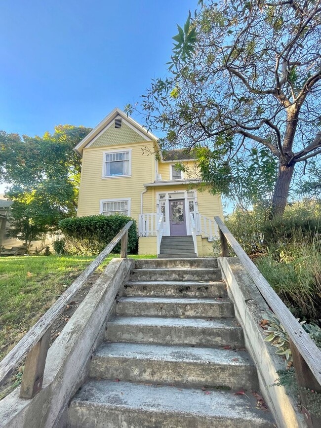 Building Photo - CPM Real Estate Services Unit 460B Rental