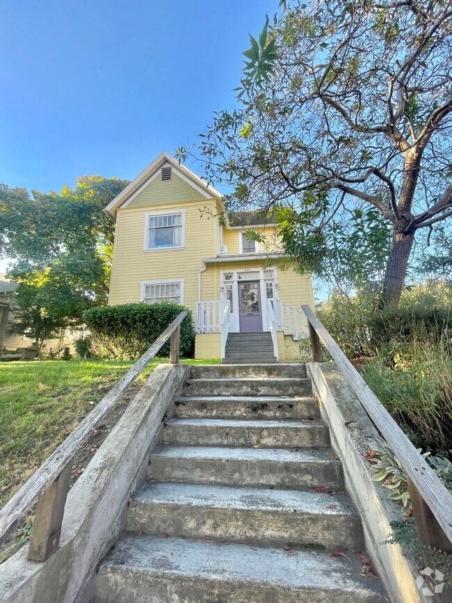 Building Photo - CPM Real Estate Services Unit 460B Rental