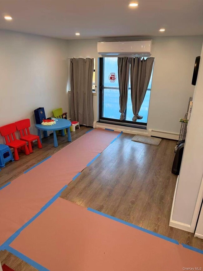 Photo - 55-12 Main St Unit 4FL