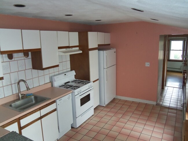 Photo - 10 Saint Martin St Unit 2