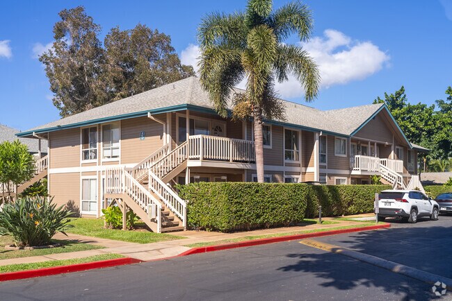 South Pointe - South Pointe Apartments