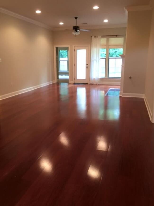 Photo - 9134 Magnolia Leaf Ave