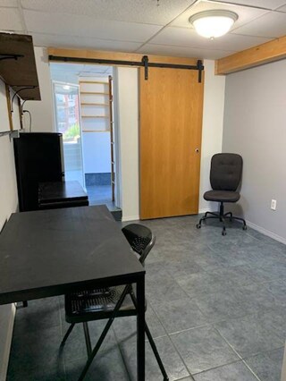 Photo - 306 Esmond Av