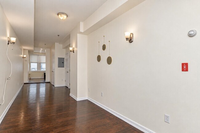 Photo - 231 Grand St Unit 4L