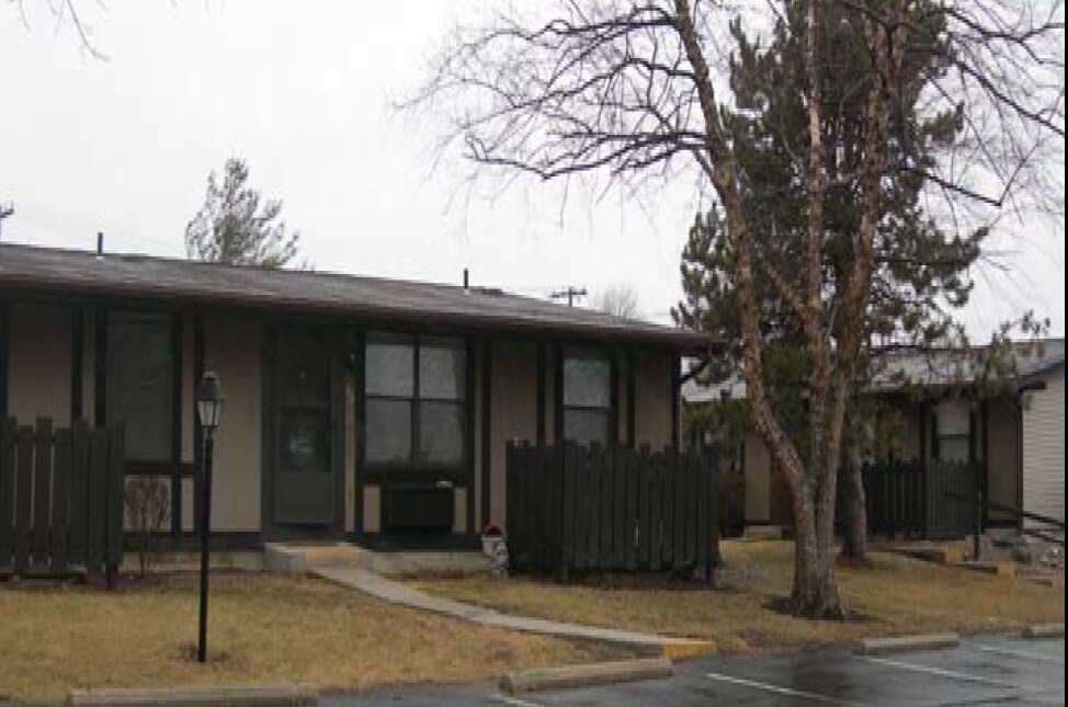 Hampshire Court - Hampshire Court Apartments