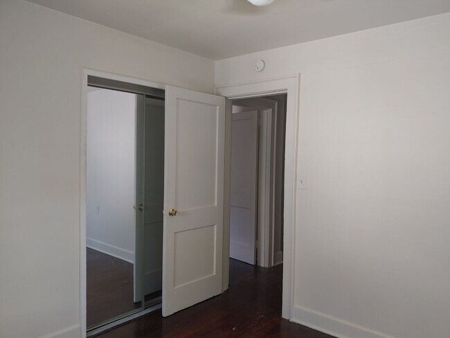 Photo - 2541BALLENTINE Unidad B