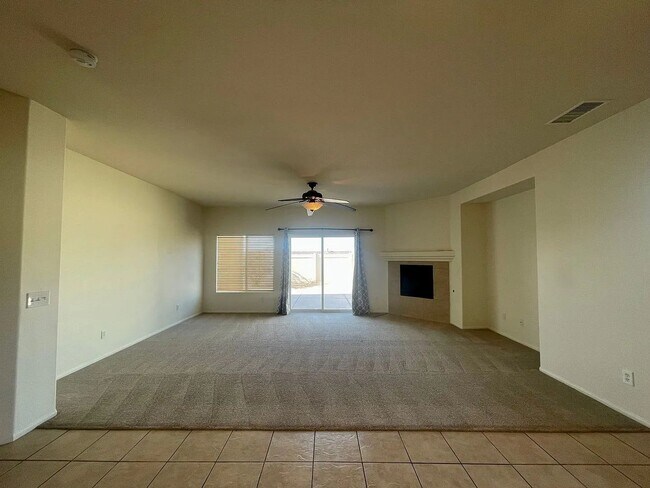 Photo - AVAILABLE NOW!! 3 Bedroom 2 Bathroom Home ...