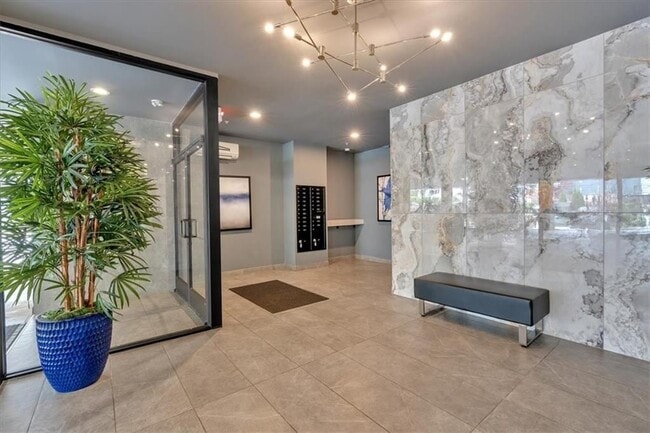 Photo - 6890 Peachtree Dunwoody Rd NE Unidad 303