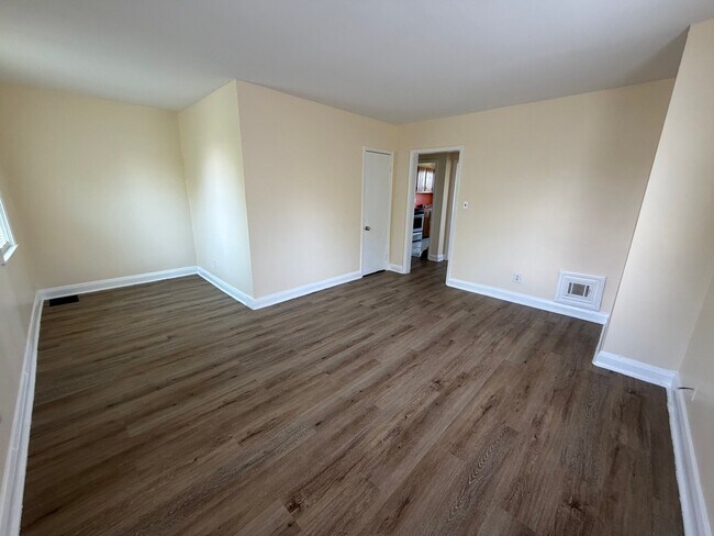 Photo - 3015 Liberty Pkwy Unit B