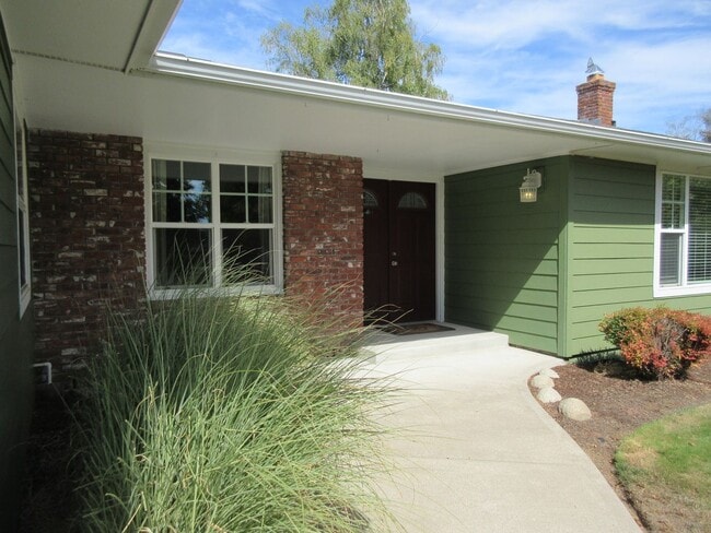 Photo - Well Maintained Three Bedroom in Keizer