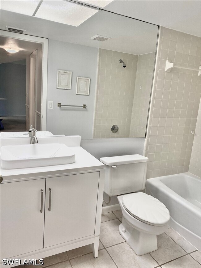 Photo - 4955 Pepper Cir Unit B-204