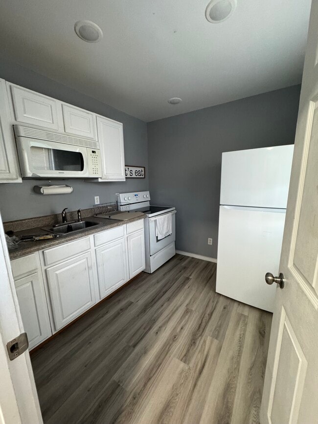 Photo - 1054 Johnnie Bud Ln